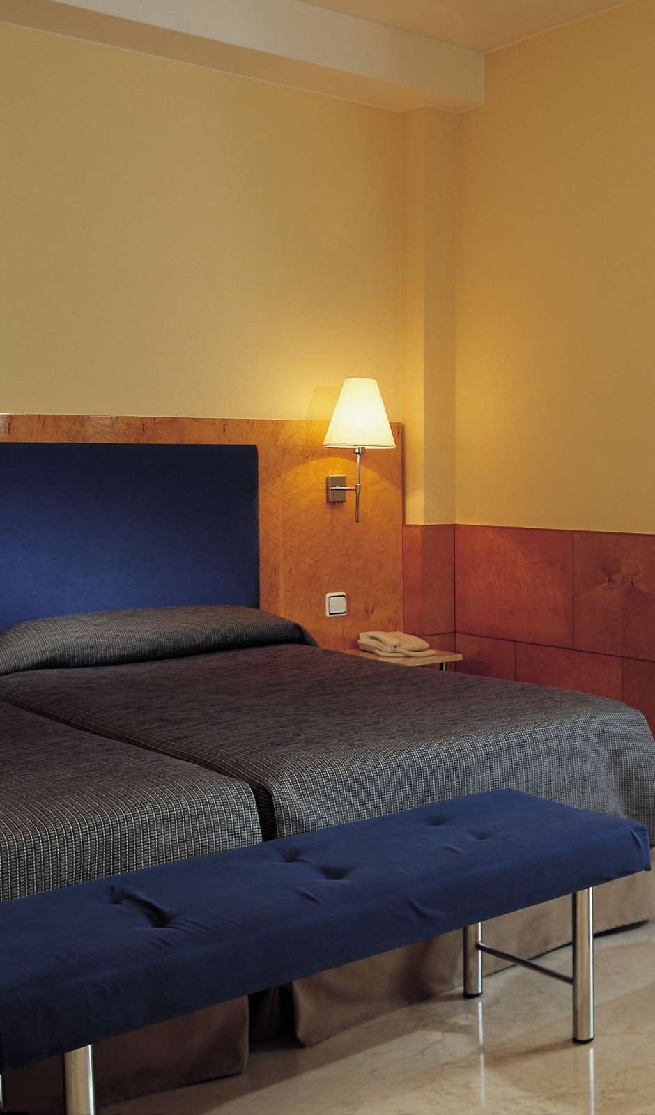 Hotel NH Ciudad de Zaragoza photo 2