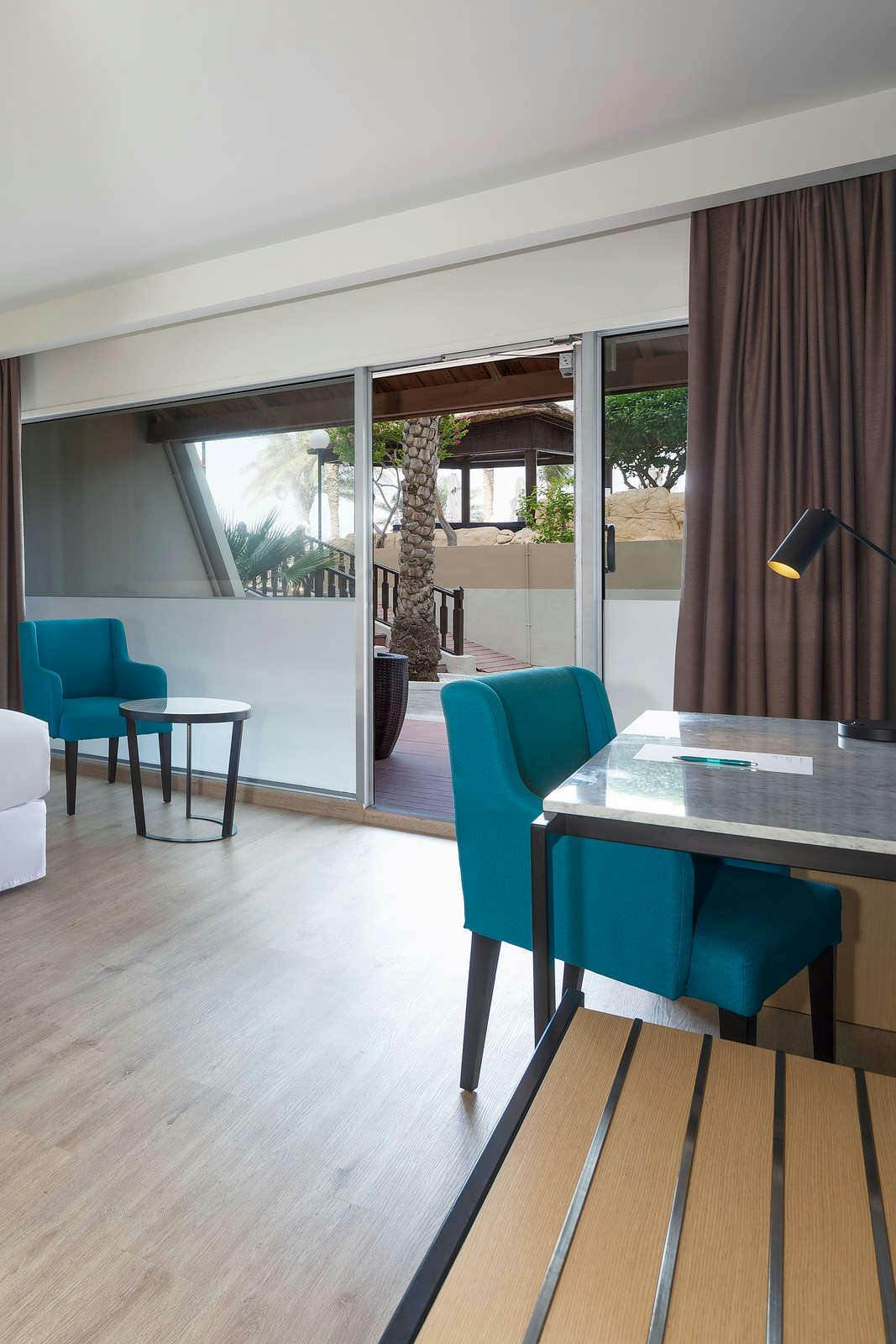 Hotel Occidental Sharjah Grand photo 4