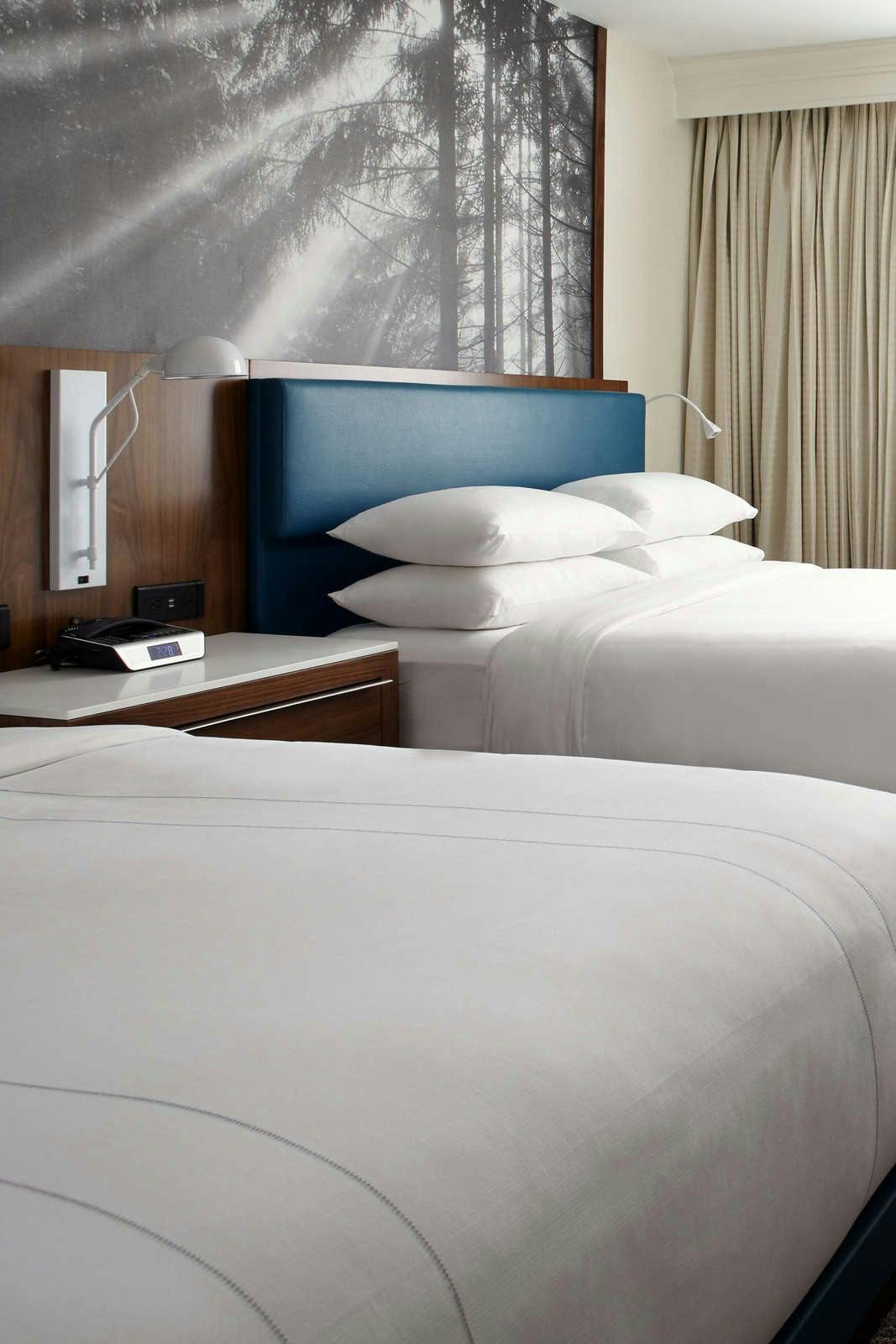 Hotel Raleigh Marriott Crabtree Valley photo 5