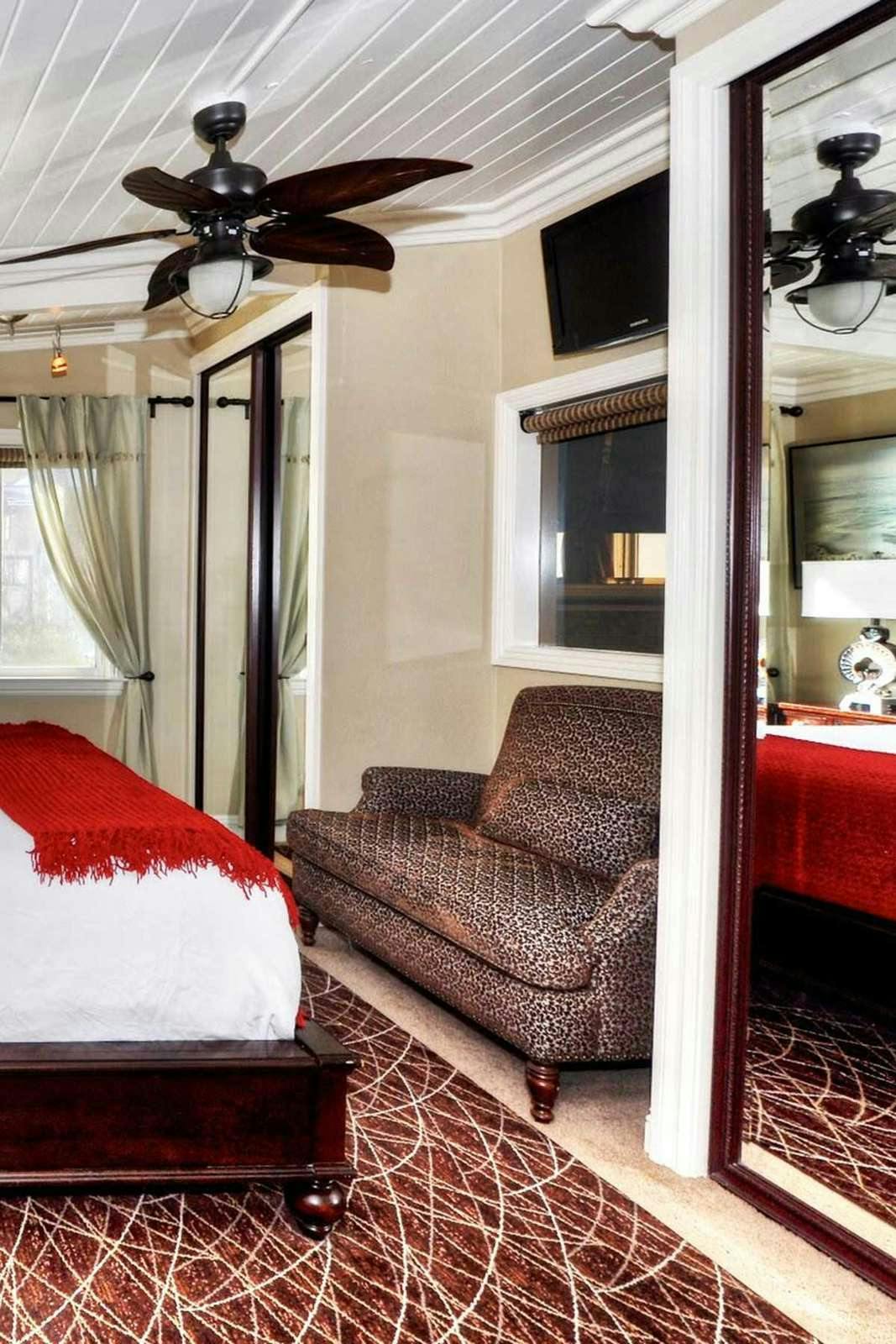 Hotel The Retreat in Laguna photo 2