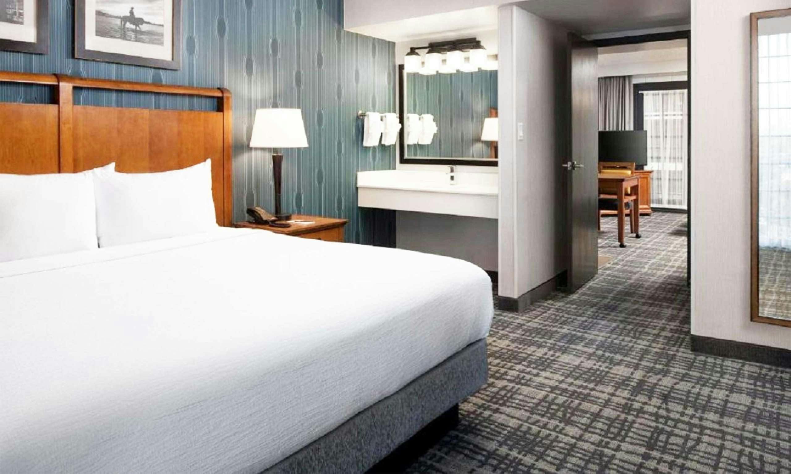 Embassy Suites Austin Central