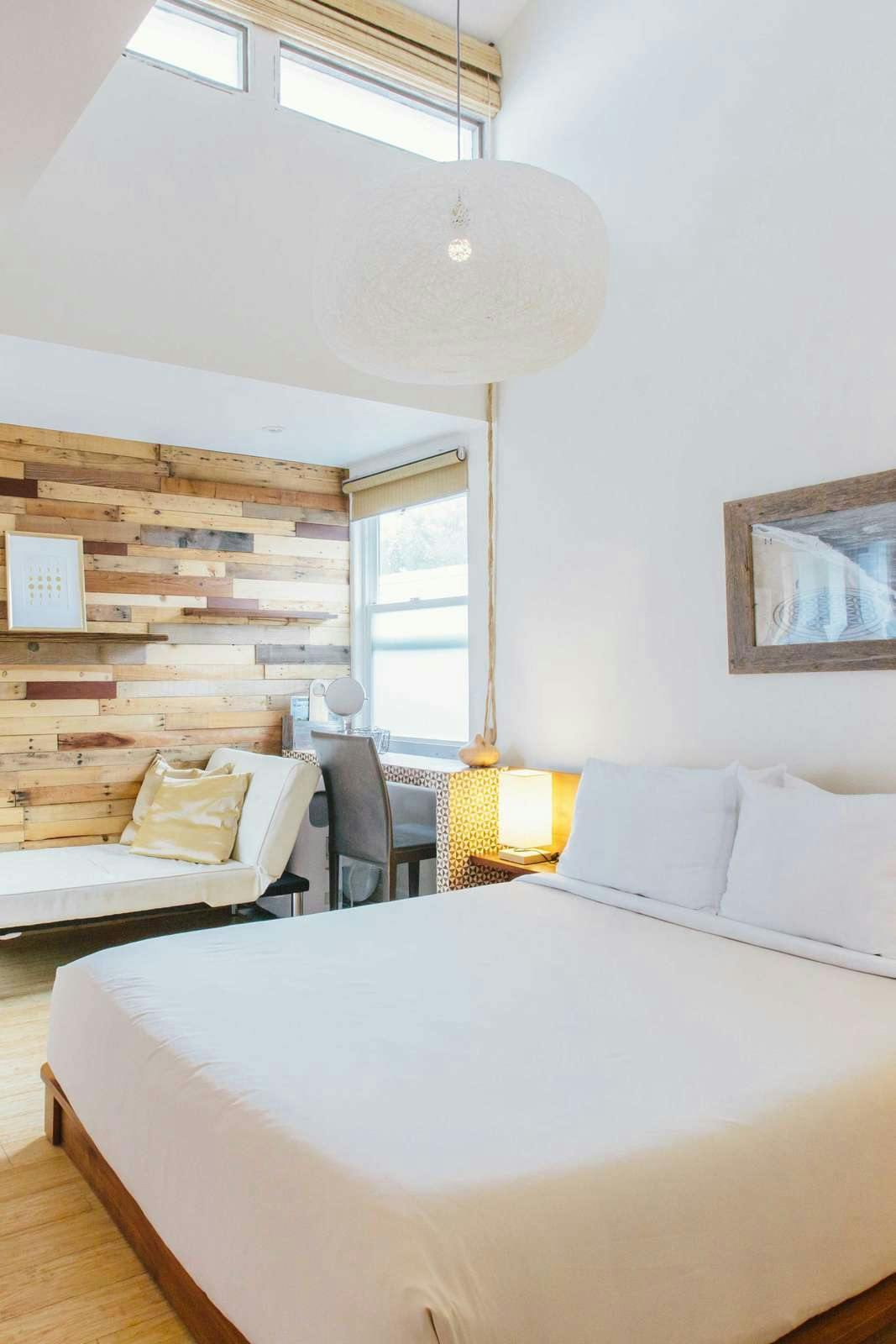 Hotel Inn At Moonlight Beach photo 4