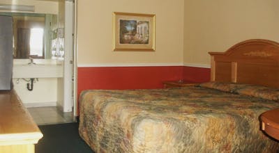 Rivera Inn and Suites Motel