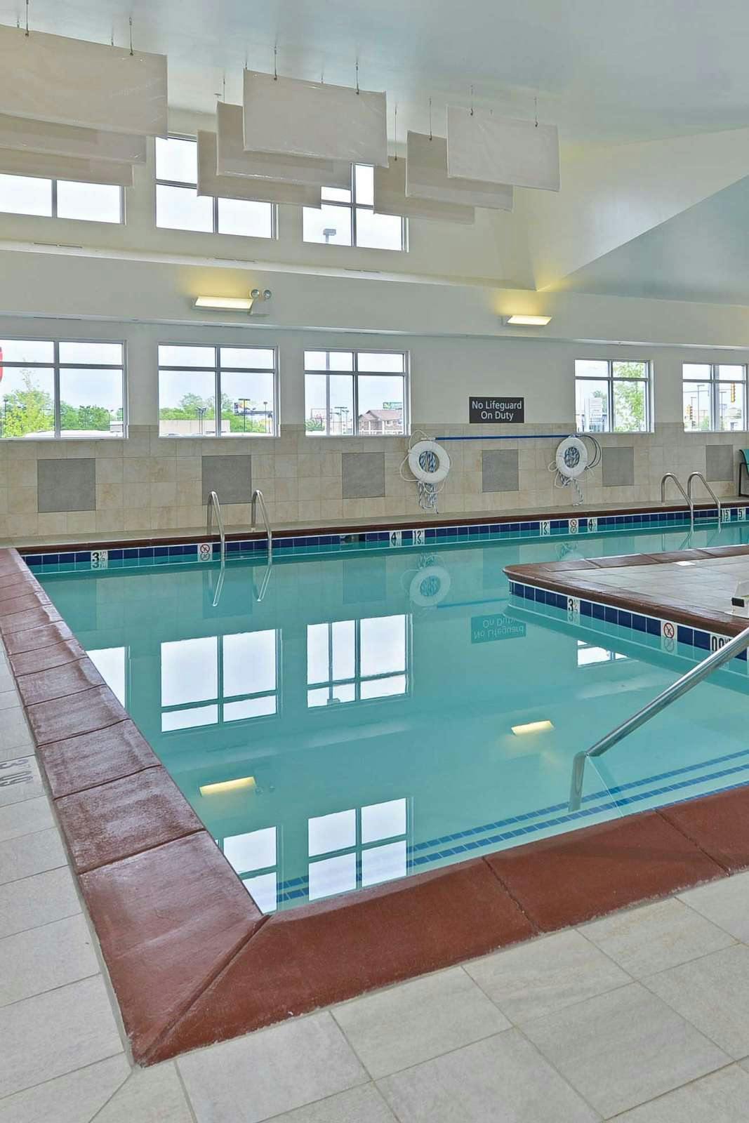 Hotel Residence Inn by Marriott Champaign photo 4