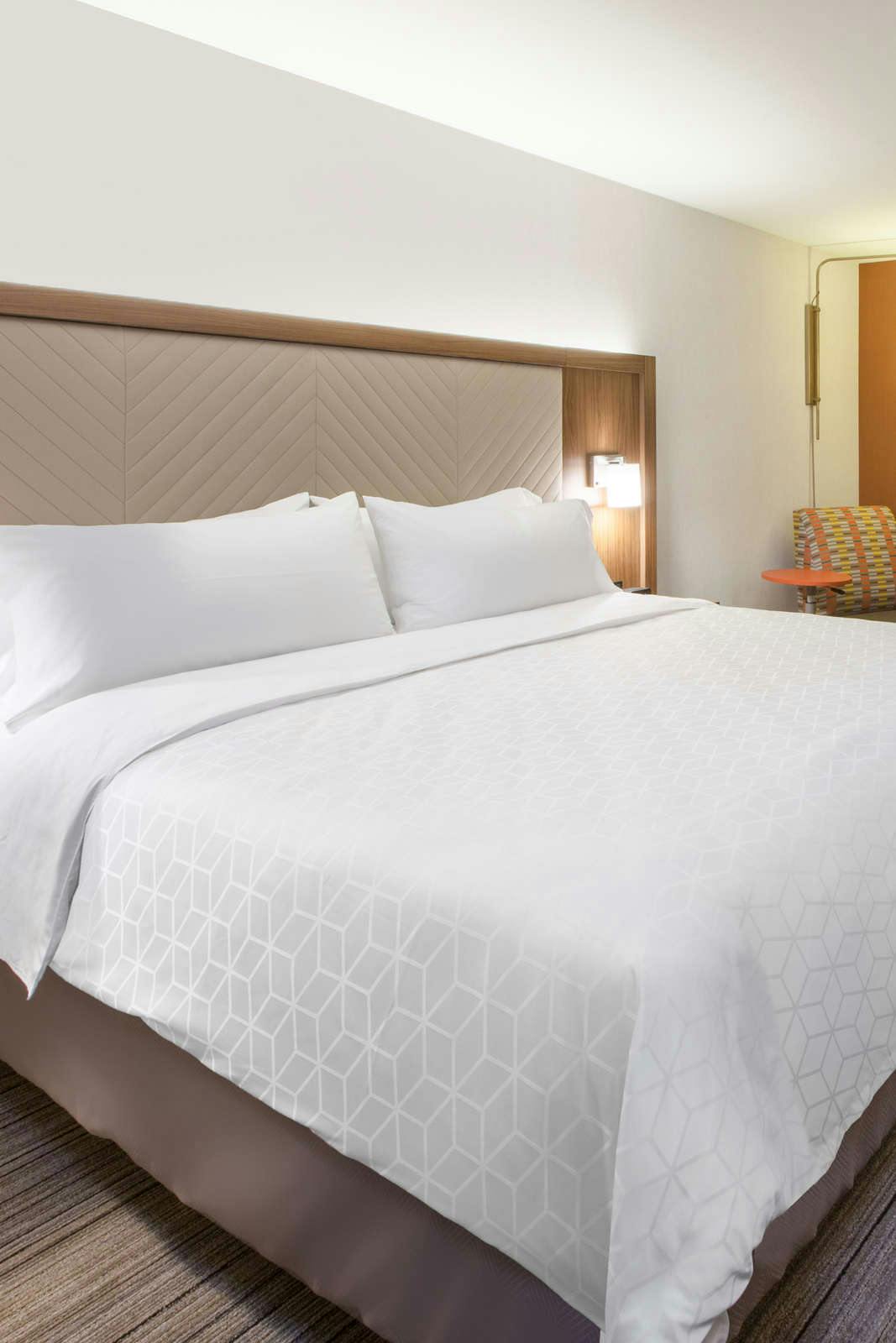 Hotel Holiday Inn Express & Suites Bourbonnais East Bradley photo 2