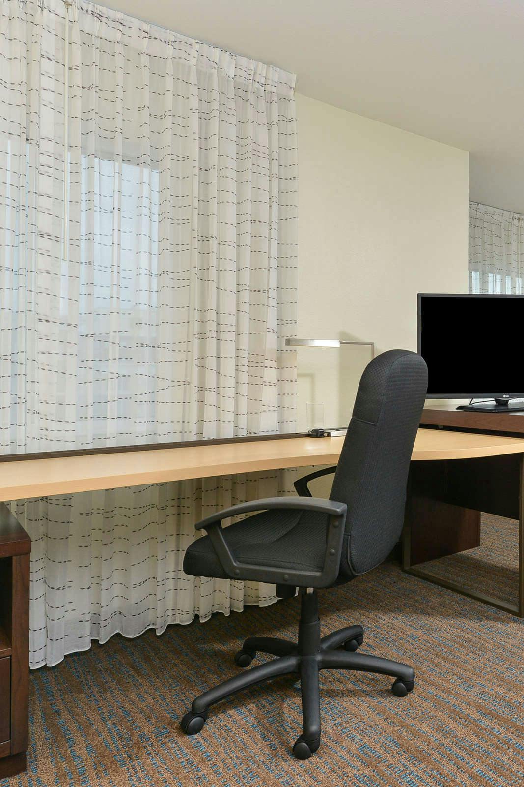 Hotel Residence Inn by Marriott Des Moines Downtown photo 3