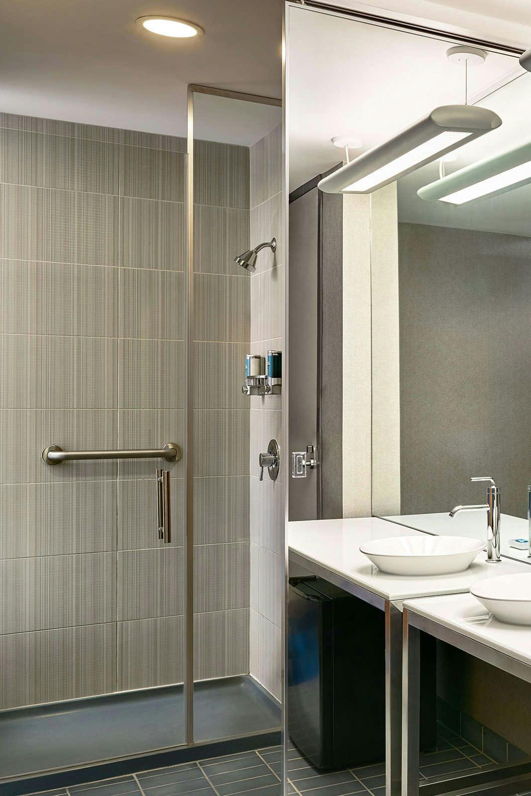 Hotel Aloft Denver Airport at Gateway Park photo 3