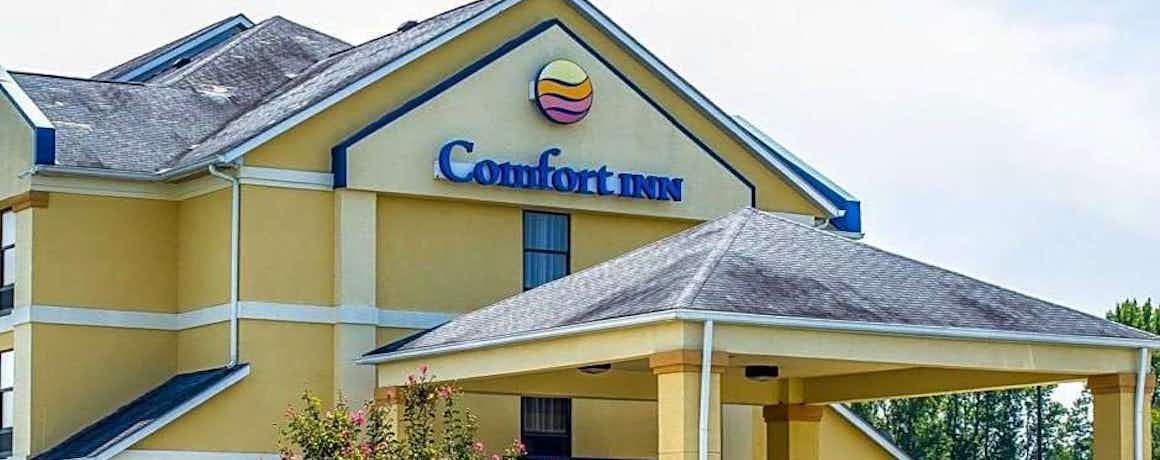 Comfort Inn Dunn near I-95