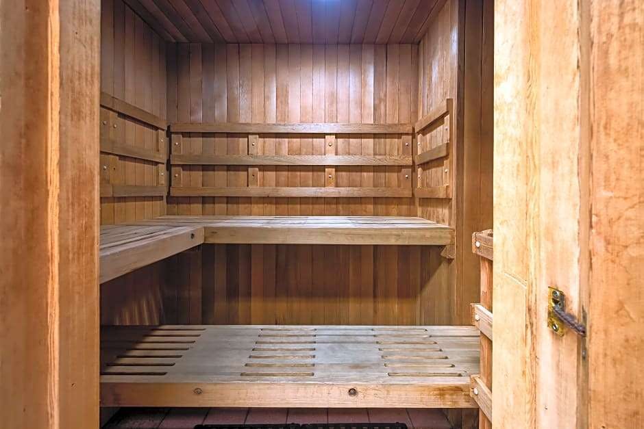 Hotel ResortQuest at Whistler Cascade Lodge photo 5