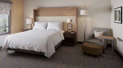 Holiday Inn Long Island Islip Arpt East