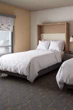 Hotel Holiday Inn Long Island Islip Arpt East photo 1