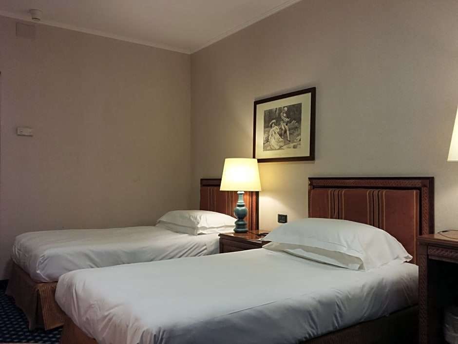 Hotel Tower Genova Airport Hotel & Conference Center photo 3