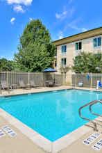 Hotel Holiday Inn Express Hotel & Suites Sunset Valley photo 1