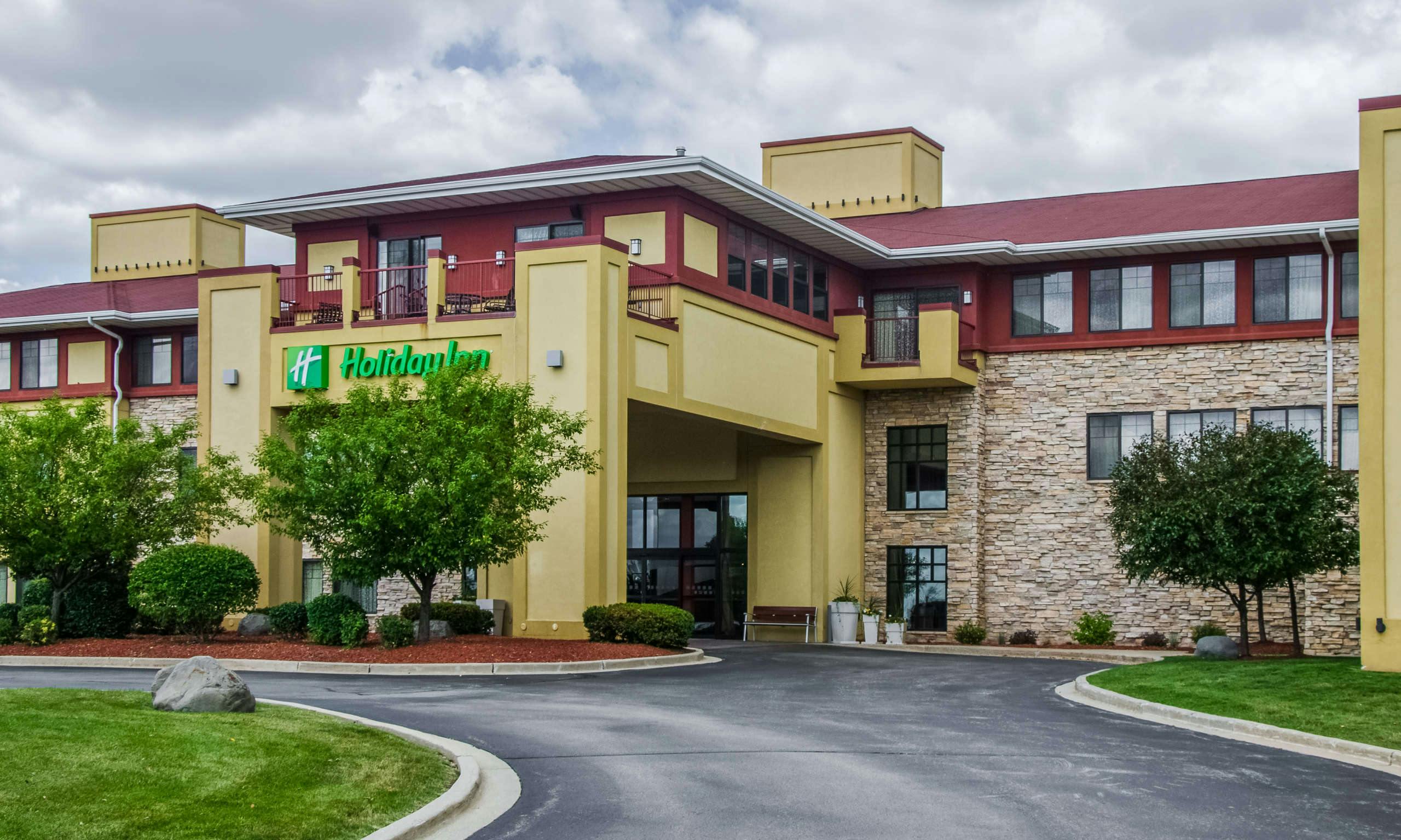Holiday Inn Pewaukee