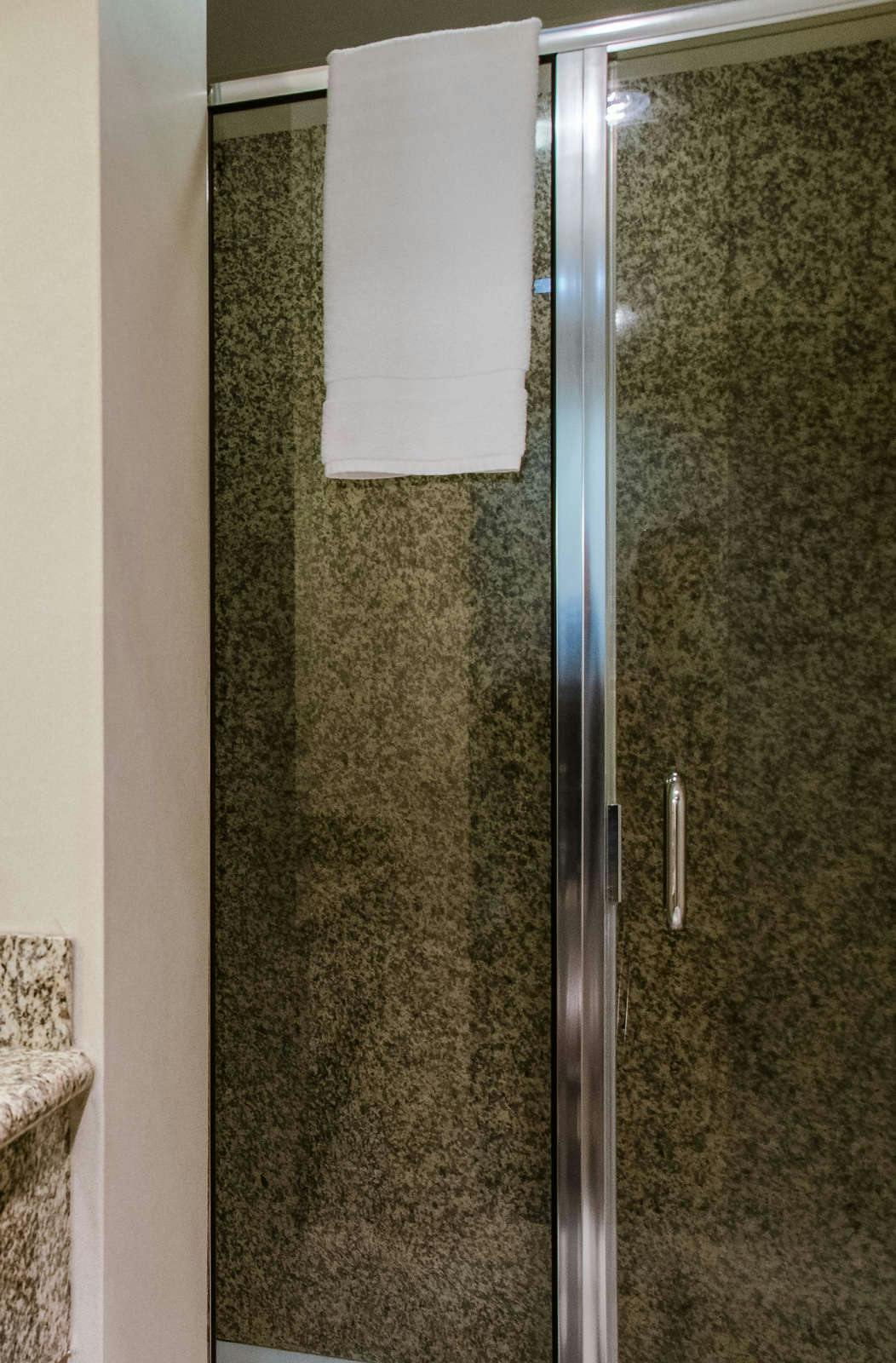 Hotel Holiday Inn Pewaukee photo 4