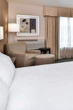 Hotel Holiday Inn Express Hotel & Suites New Berlin photo 3