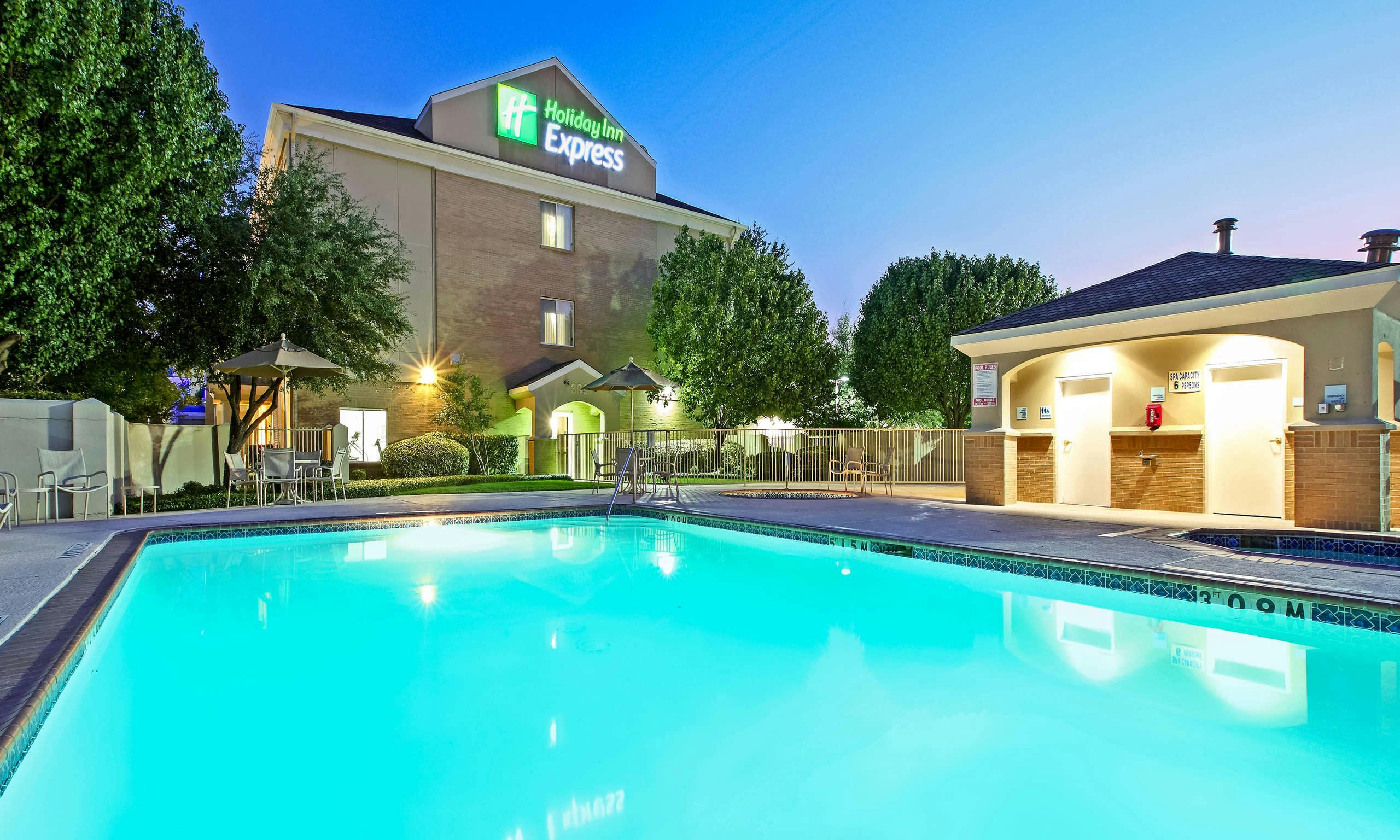 Holiday Inn Express Hotel & Suites Grapevine