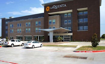 La Quinta Inn & Suites Plano Legacy Frisco