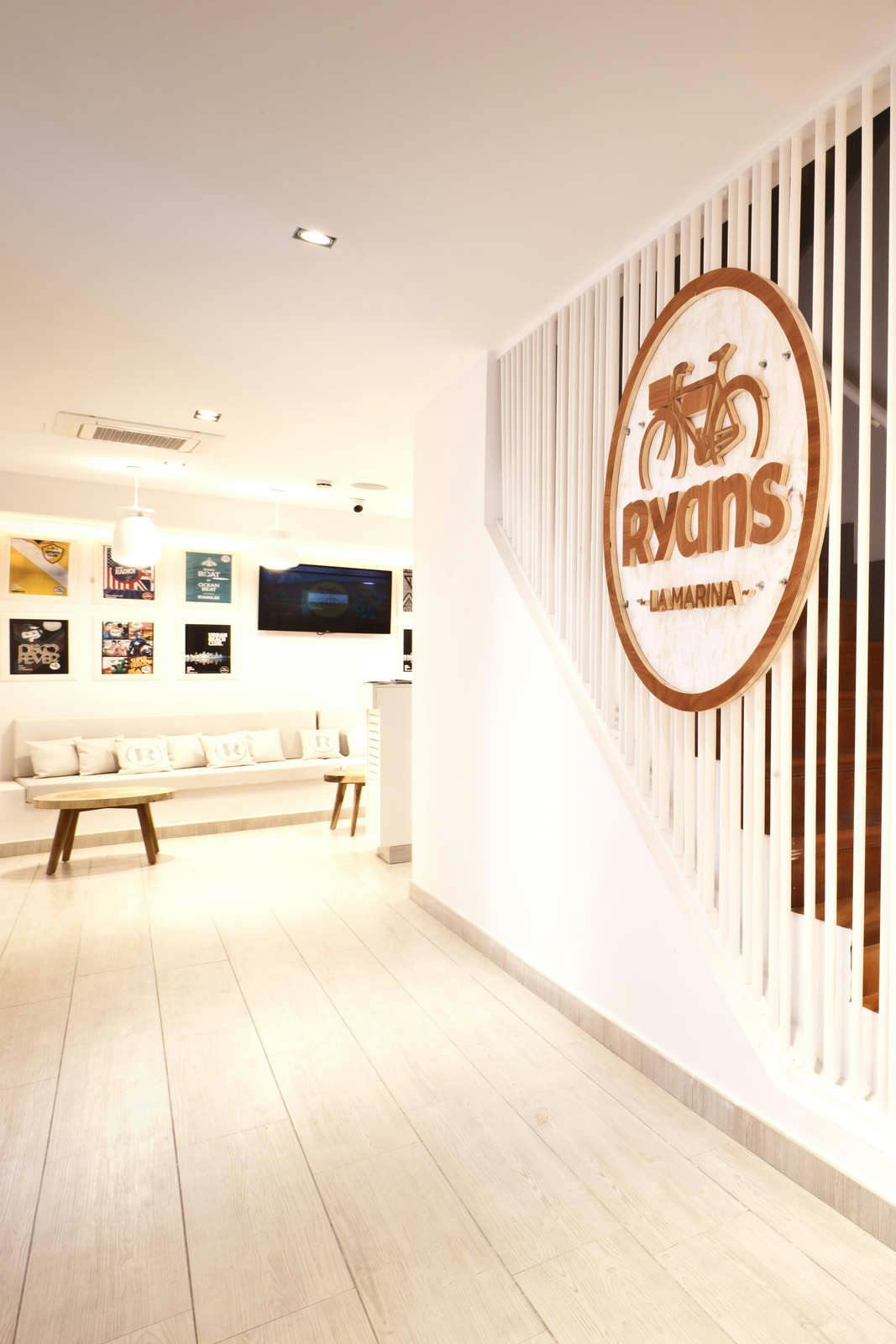 Hotel Ryans La Marina photo 3