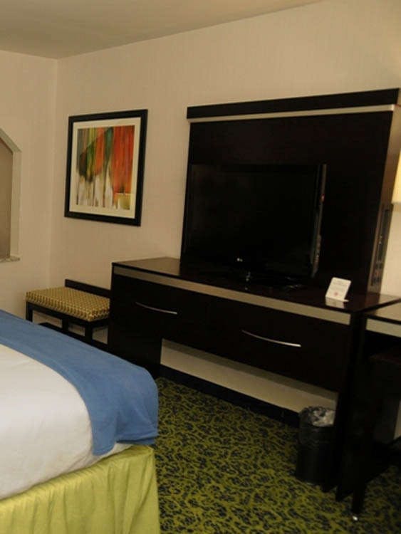 Hotel Holiday Inn Express Hotel & Suites Stroudsburg Poconos photo 2