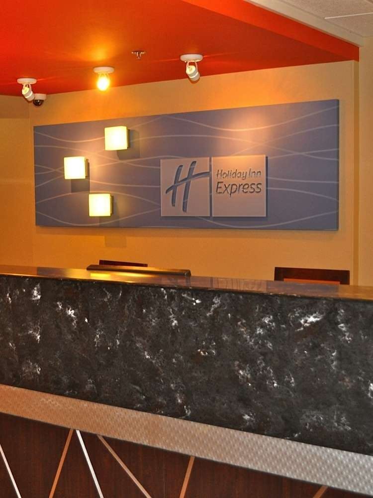 Hotel Holiday Inn Express Munhall photo 5