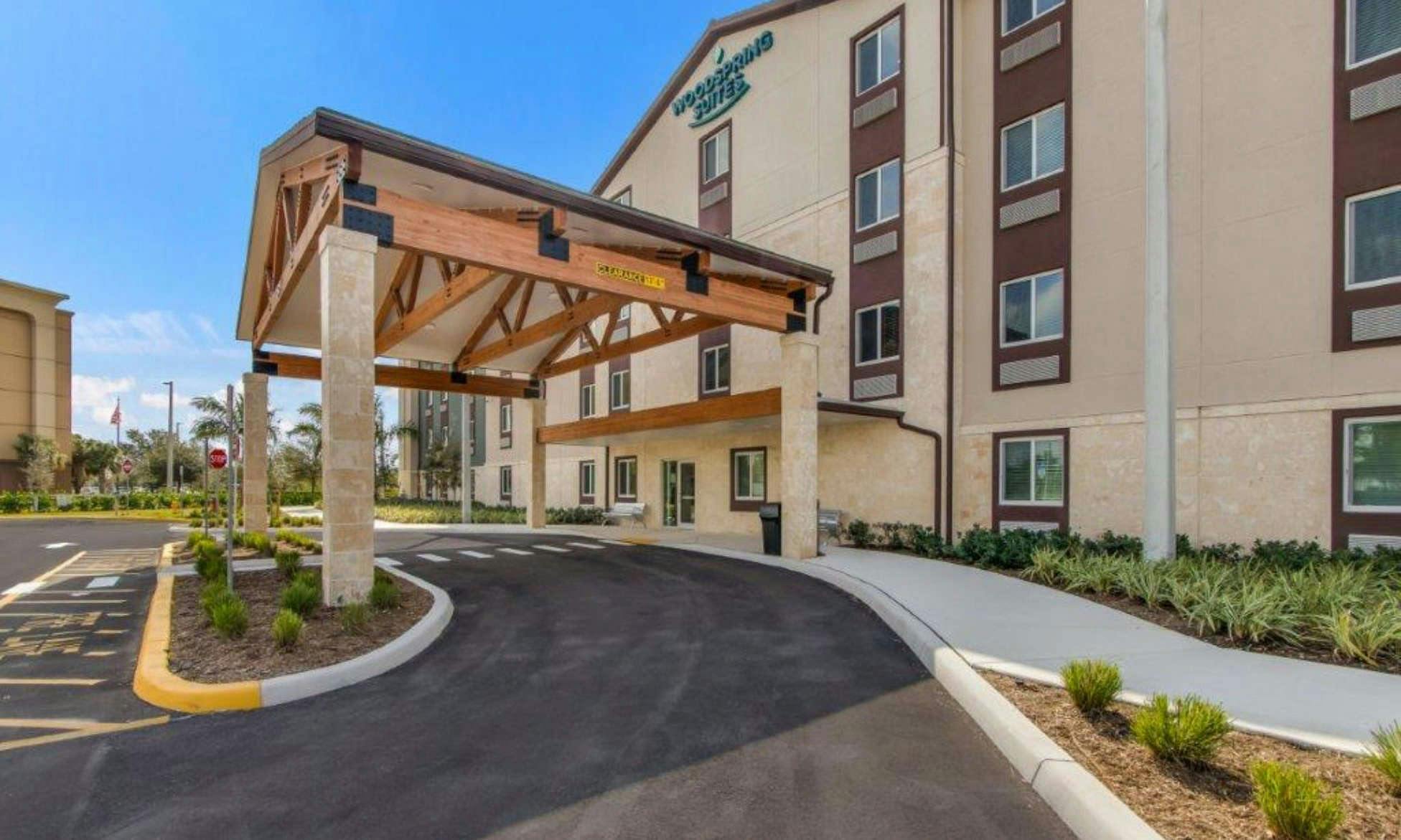 WoodSpring Suites Tamarac