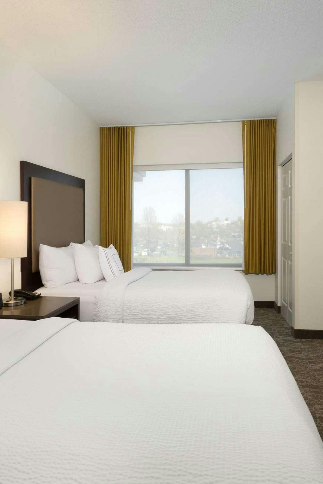 Hotel Springhill Suites By Marriott Louisville Hurstbourne North photo 2