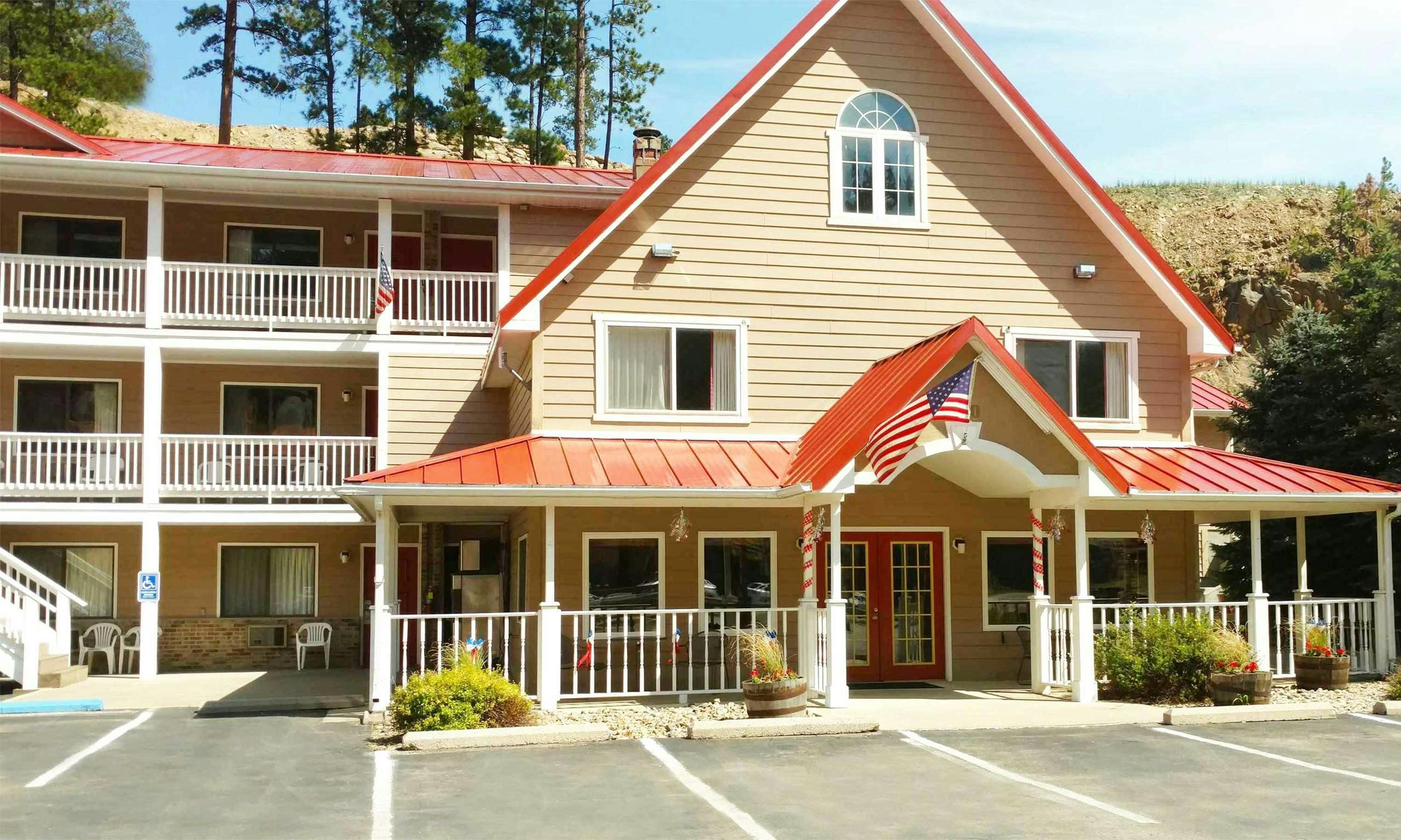 Keystone Boardwalk Inn and Suites