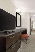 Hotel Embassy Suites by Hilton Chicago North Shore Deerfield photo 5