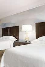 Hotel Embassy Suites by Hilton Chicago North Shore Deerfield photo 2