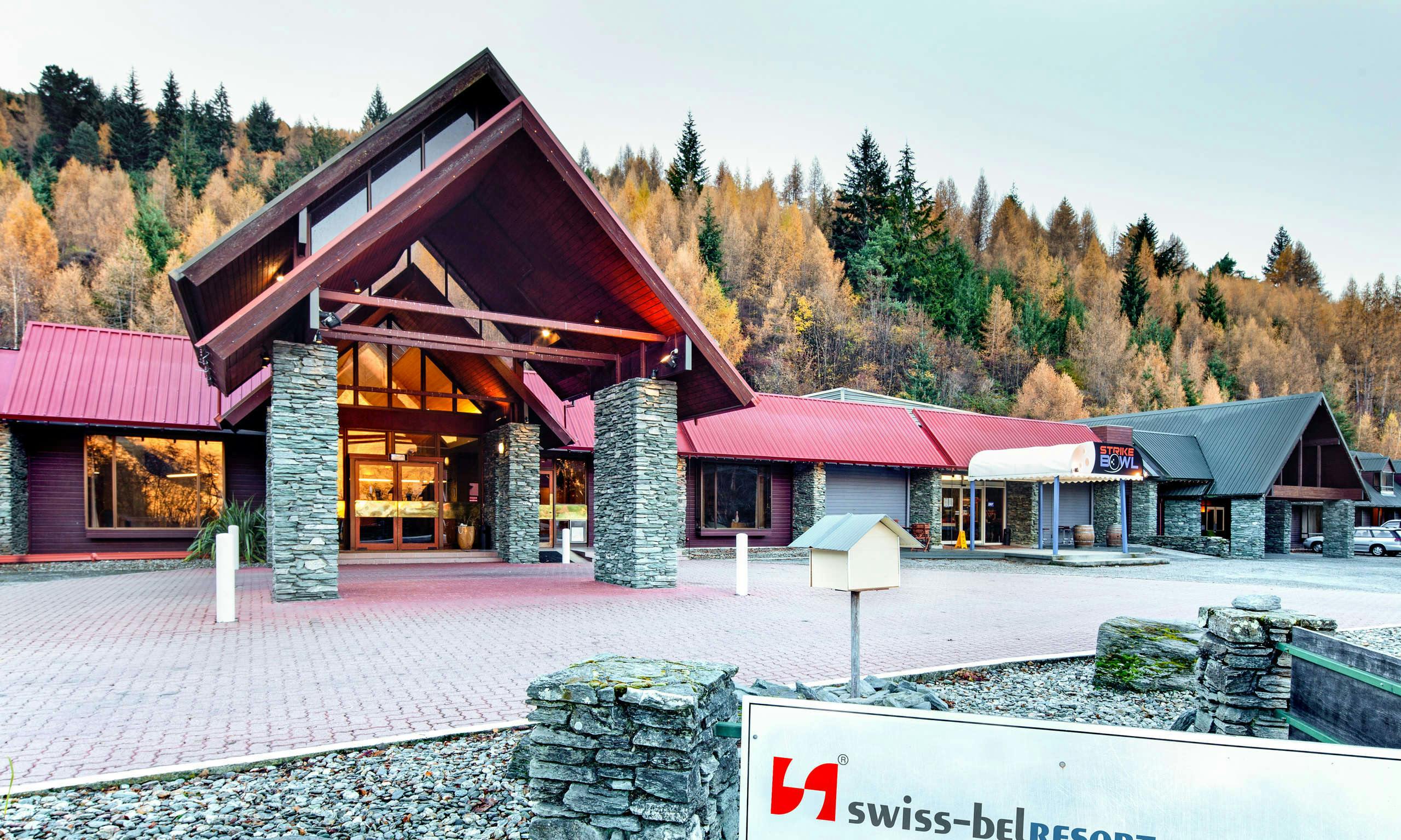 Swiss-Belresort Coronet Peak