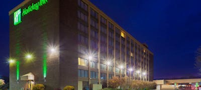 Holiday Inn Fort Washington
