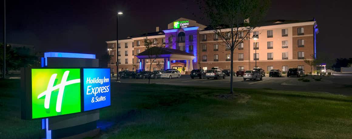 Holiday Inn Express Hotel & Suites North Troy