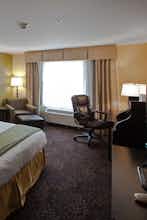 Hotel Holiday Inn Express Hotel & Suites North Troy photo 2