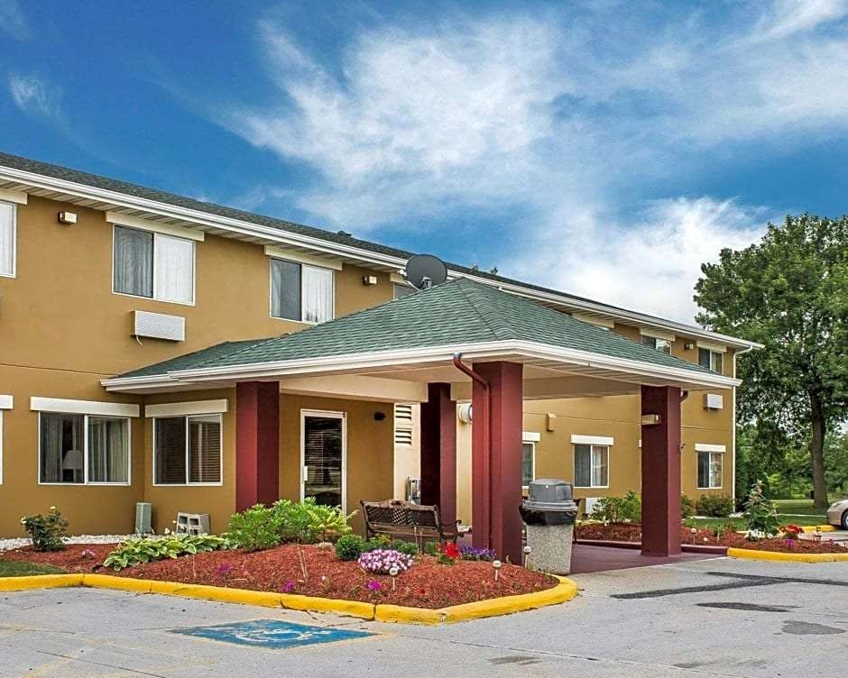 Quality Inn Manitowoc