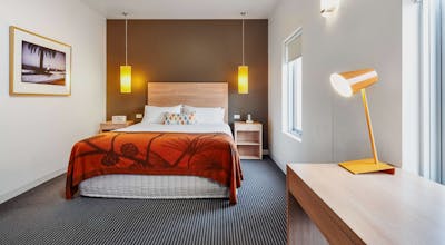 Saint Kilda Beach Hotel