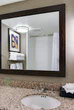 Hotel Holiday Inn Express Hotel & Suites Meadowlands photo 4