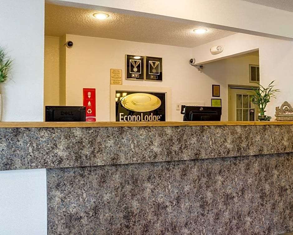 Hotel Meadow Acres Inn photo 3