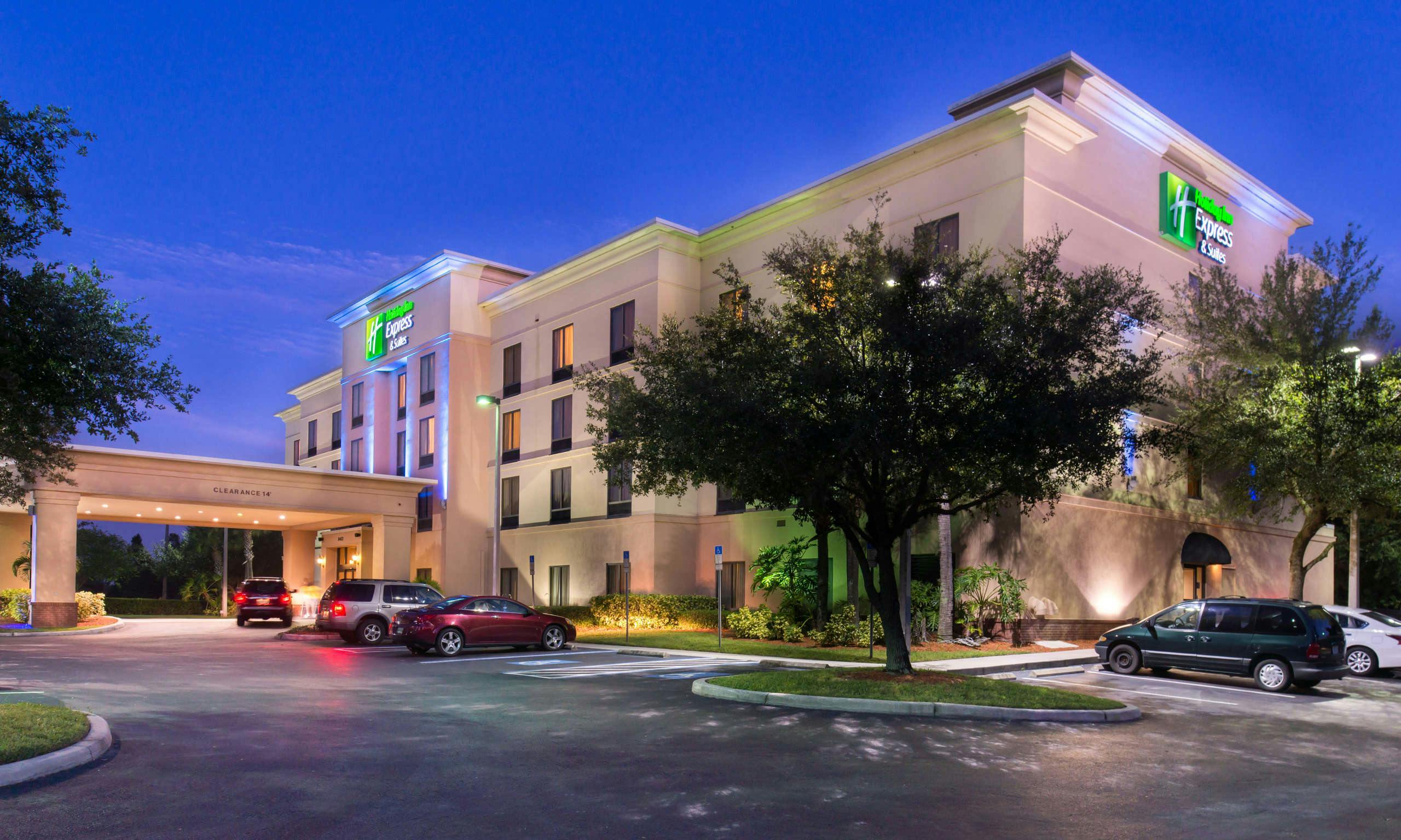 Holiday Inn Express Hotel & Suites Tampa Anderson Road