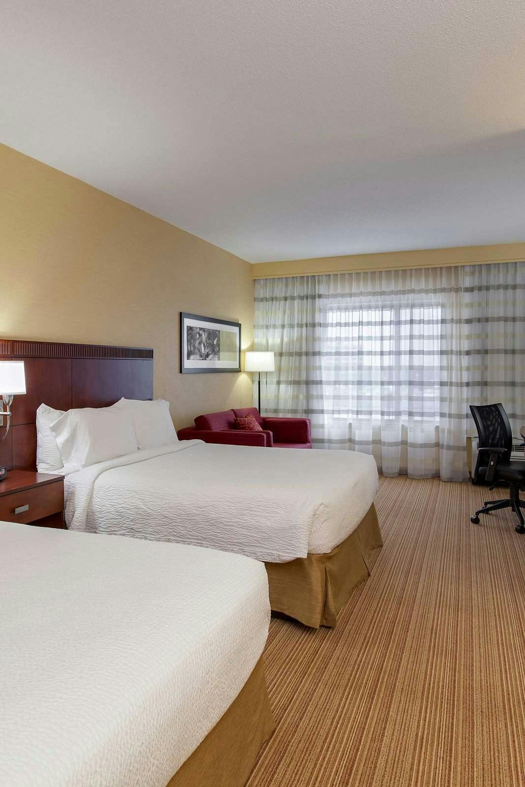 Hotel Courtyard by Marriott Chicago Schaumburg/Woodfield Mall photo 4