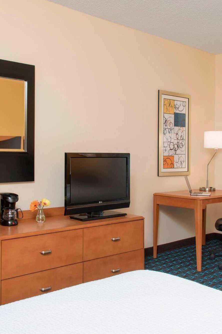 Hotel Fairfield Inn & Suites by Marriott Bloomington photo 2