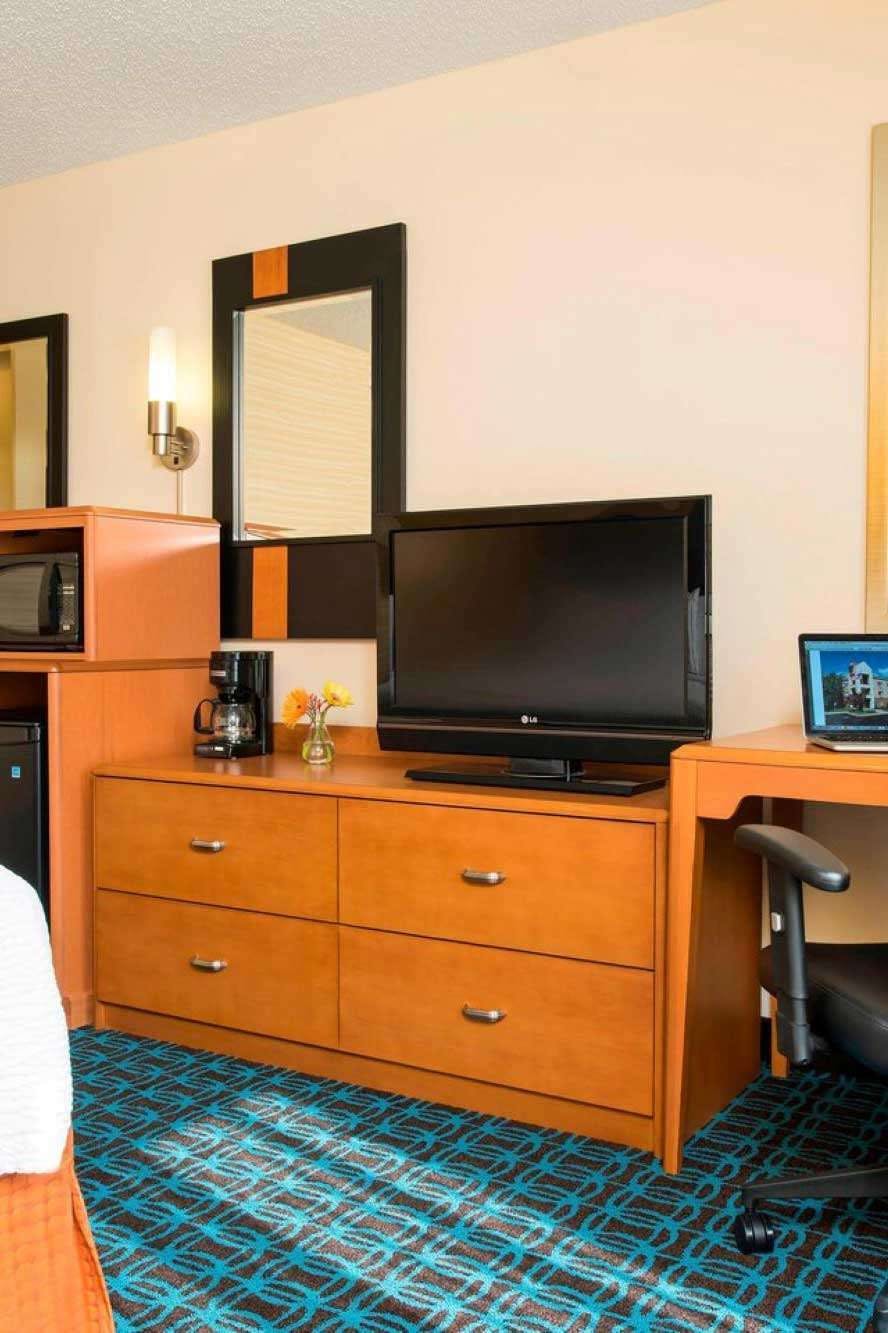 Hotel Fairfield Inn & Suites by Marriott Bloomington photo 4