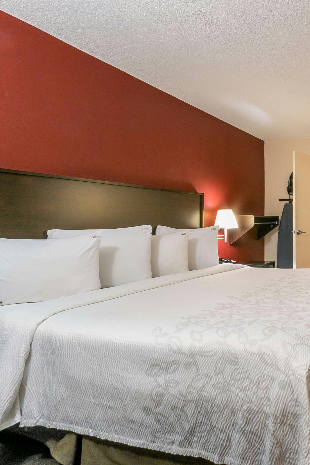 Hotel Red Roof PLUS+ Columbus - Dublin photo 1