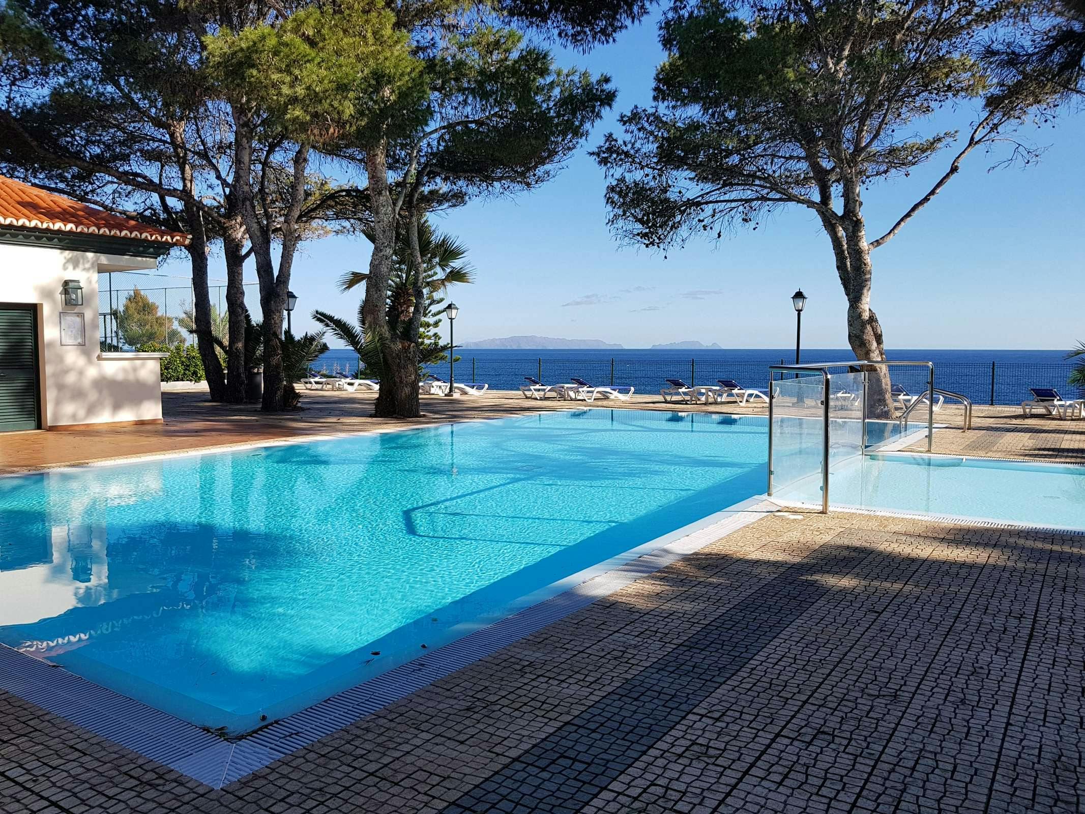 Hotel Albatroz Beach & Yacht Club photo 3