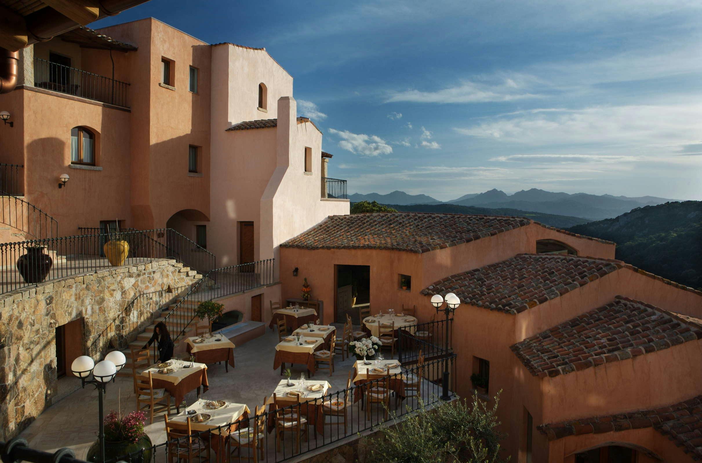 Arathena Hotel