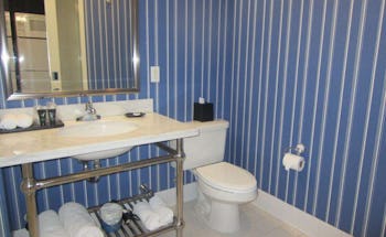 University Plaza Waterfront Hotel