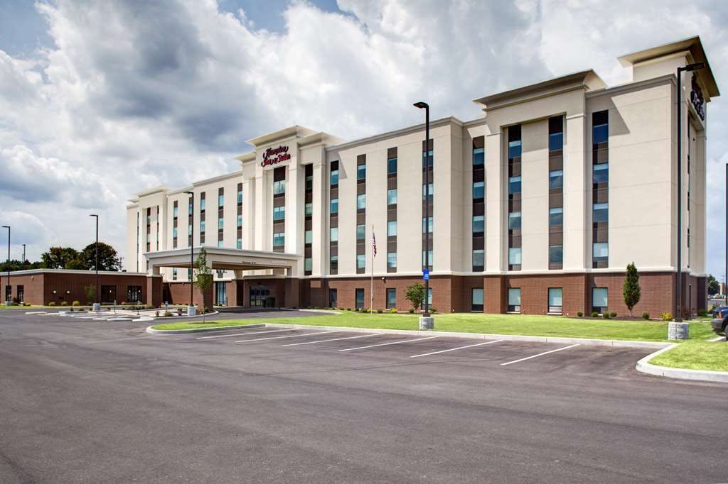 HAMPTON INN & SUITES SYRACUSE NORTH AIRPORT AREA