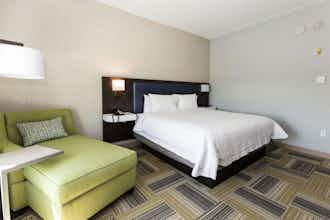Hotel HAMPTON INN & SUITES SYRACUSE NORTH AIRPORT AREA photo 1
