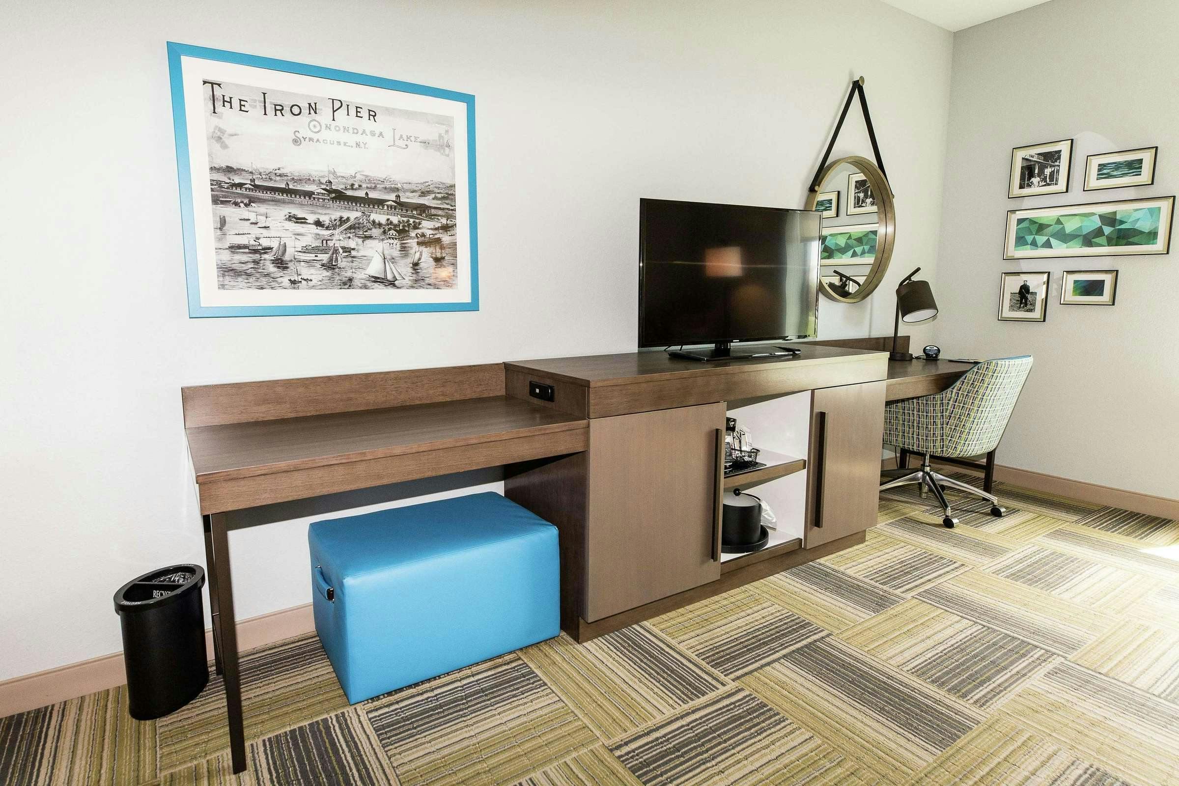 Hotel HAMPTON INN & SUITES SYRACUSE NORTH AIRPORT AREA photo 4