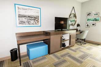Hotel HAMPTON INN & SUITES SYRACUSE NORTH AIRPORT AREA photo 4